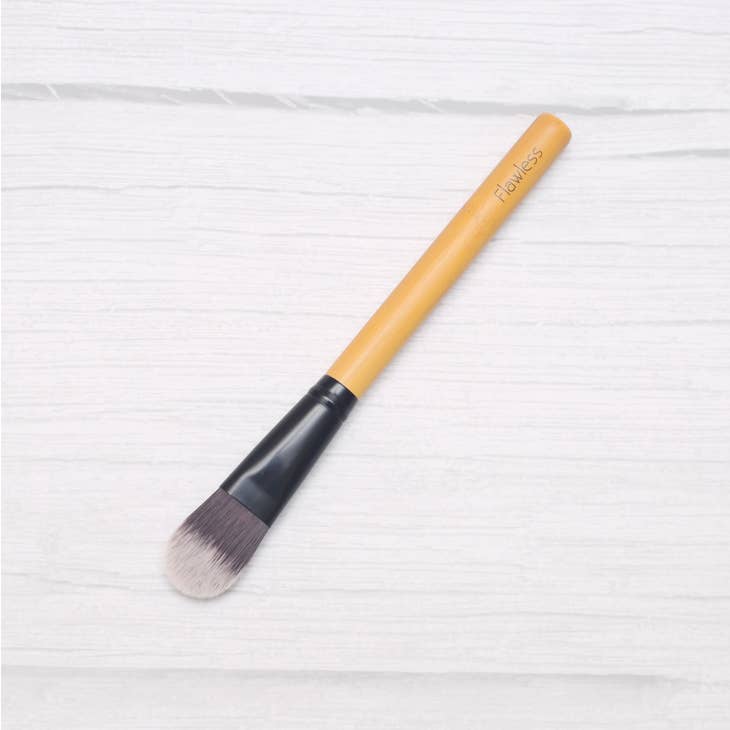 Flawless Foundation Bamboo Makeup Brush - Plastic Freedom