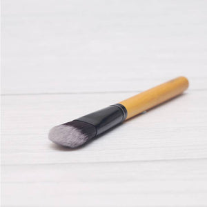 Flawless Foundation Bamboo Makeup Brush - Plastic Freedom
