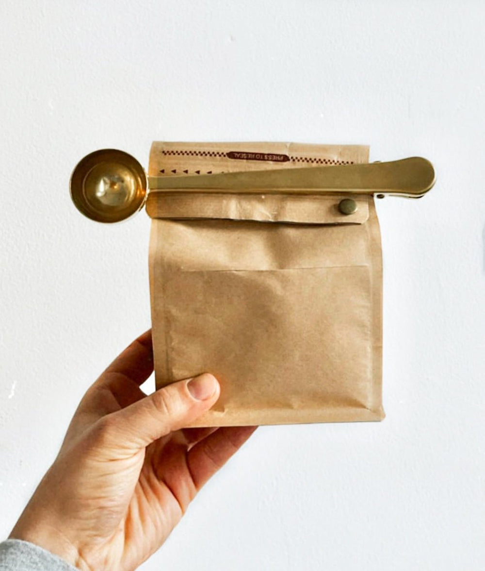 Rex Gold Coffee Scoop & Clip - Plastic Freedom